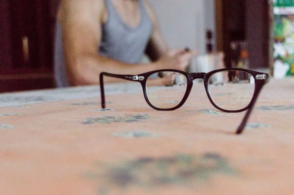 Types of Low vision glasses for Macular Degeneration