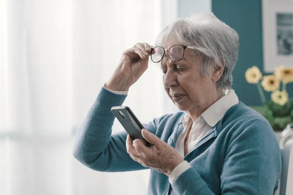 Bioptic Telescopic Glasses: Your Guide to Renewed Independence 1 Improving near vision using bioptic telescopic glasses