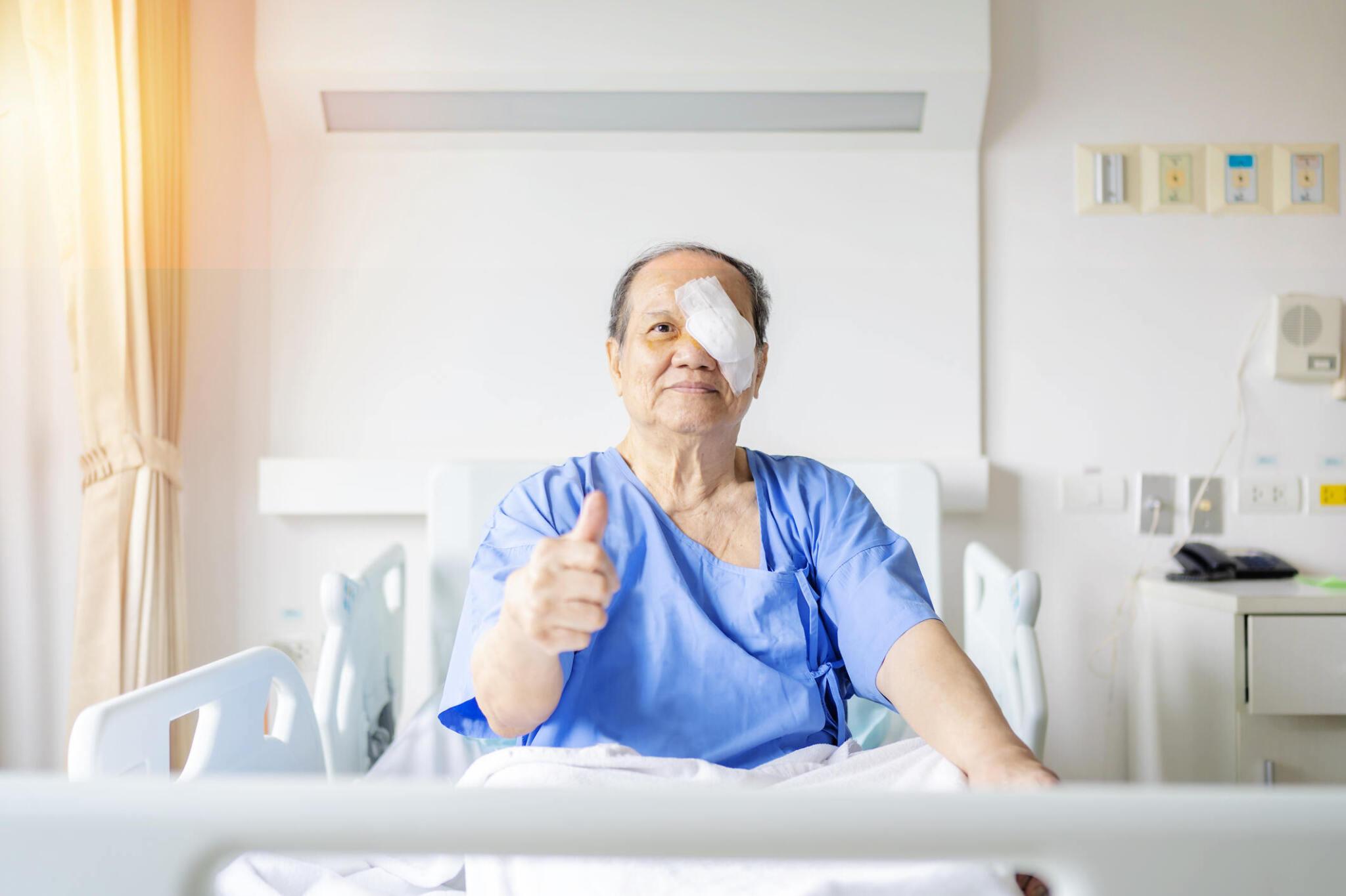 PostCataract Surgery Restriction Low Vision Aids